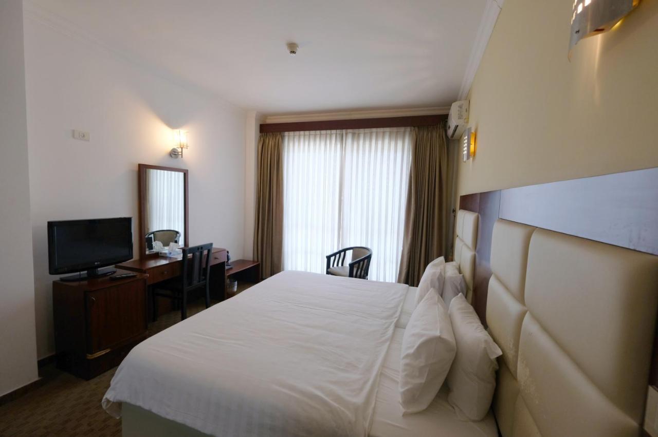 Red Crescent Guesthouse Ramallah Eksteriør bilde